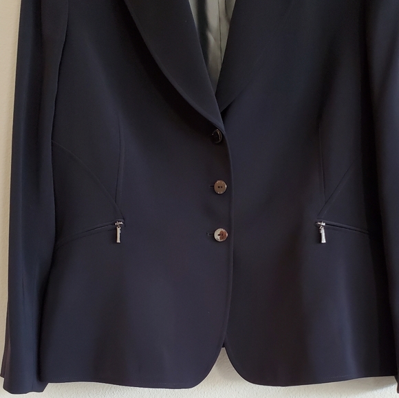 Tahari Black Button Front Blazer - Picture 4 of 14